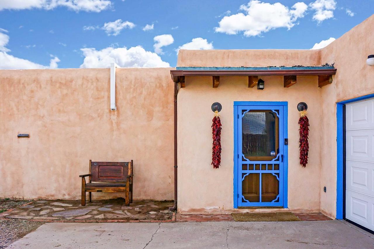 Authentic Adobe With Desert Views Holiday home